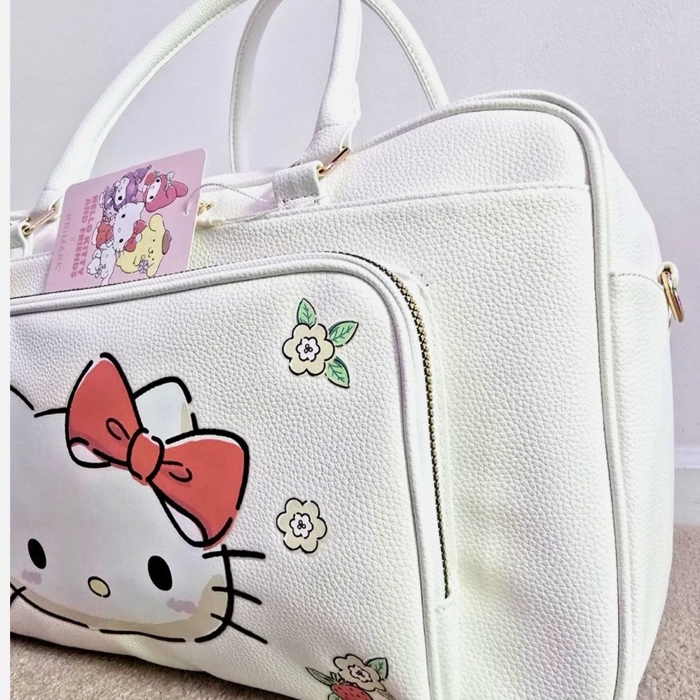 PRIMARK  🎀 Hello Kitty Large Travel Bag Collectable - Picture 9 of 12
